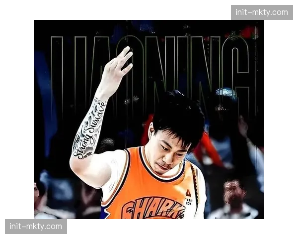 李弘权与张镇麟的锋线组合盘活上海队进攻,球队质变源于休赛期成功引援。 李弘权与张镇麟的锋线组合盘活上海队进攻,球队质变源于休赛期成功引援。